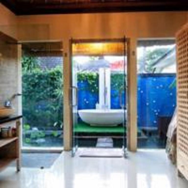 Bamboo Moon Villas Sanur Zewnętrze zdjęcie