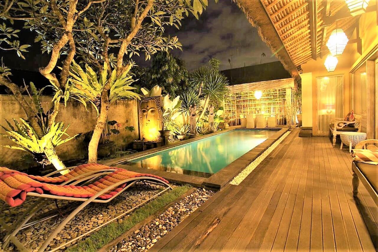 Bamboo Moon Villas Sanur Zewnętrze zdjęcie