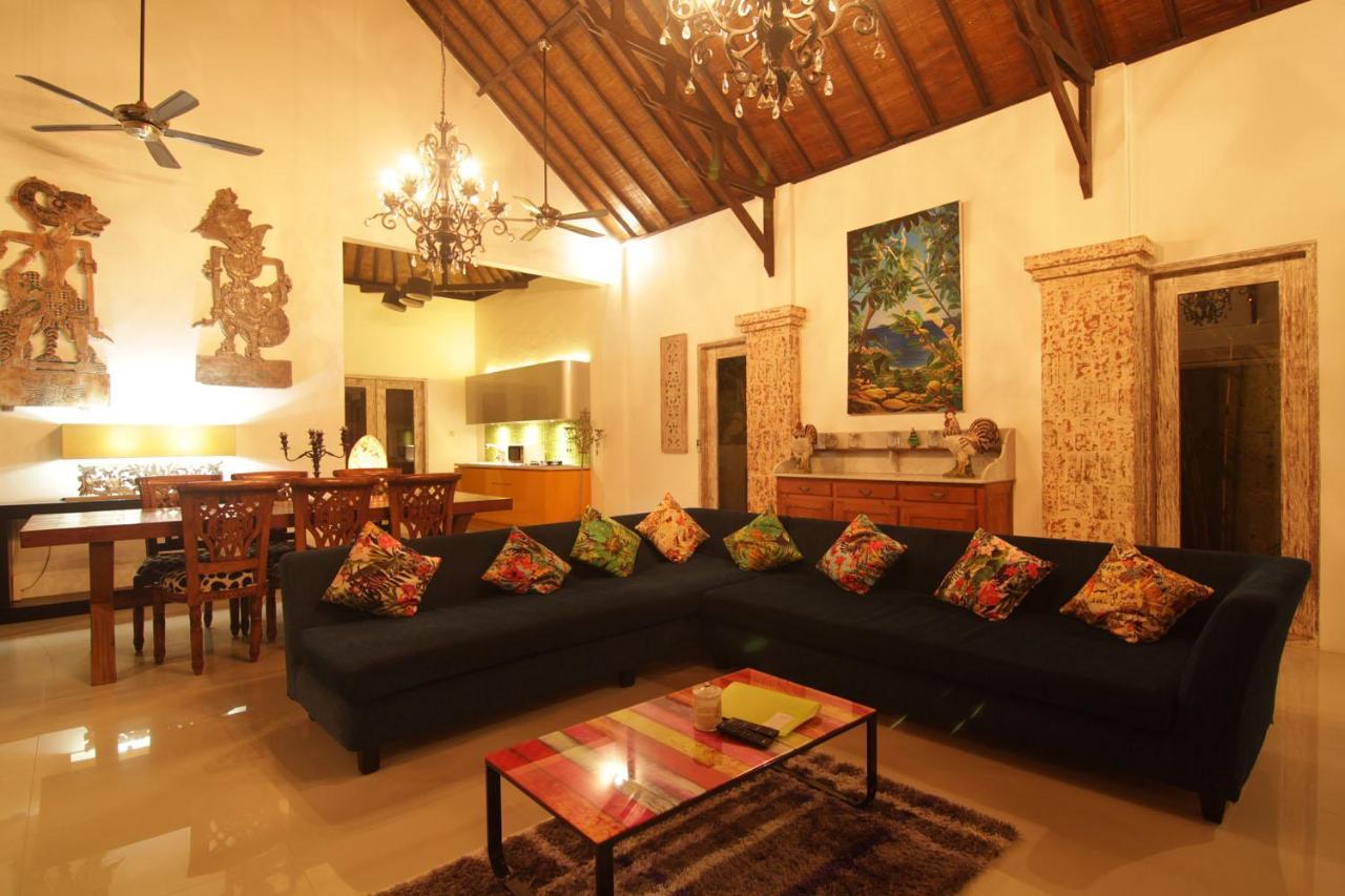 Bamboo Moon Villas Sanur Zewnętrze zdjęcie