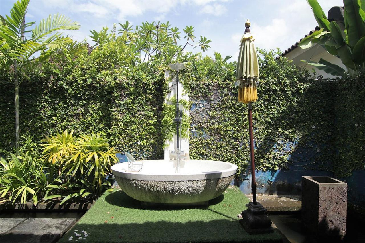 Bamboo Moon Villas Sanur Zewnętrze zdjęcie